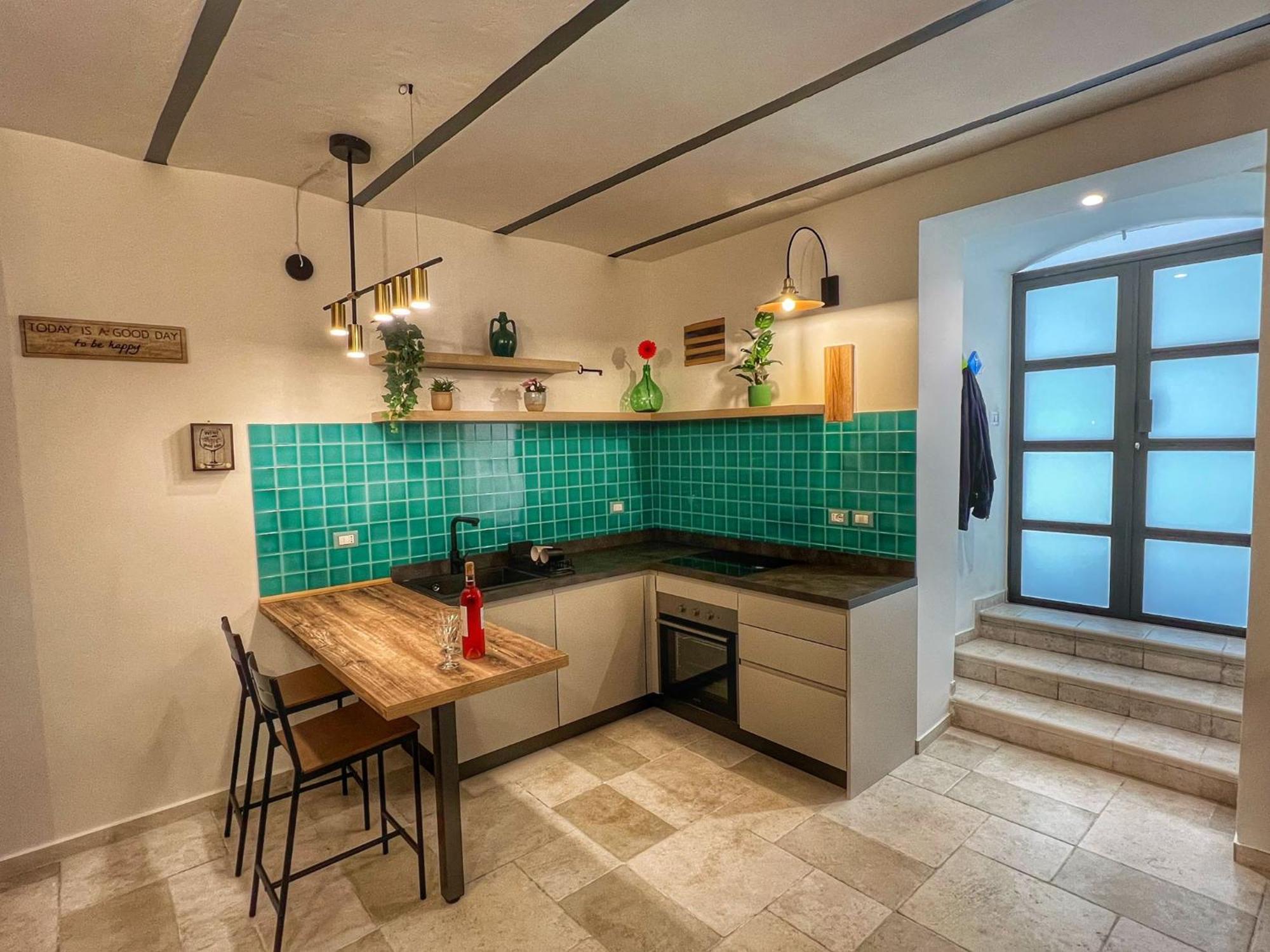 Amay City Suite Бари Екстериор снимка